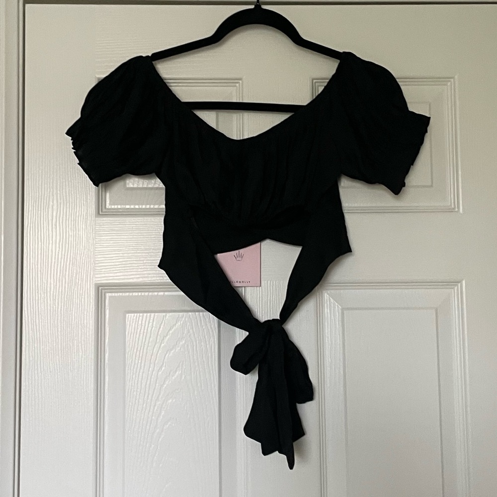 Hello Molly Black Tie Crop